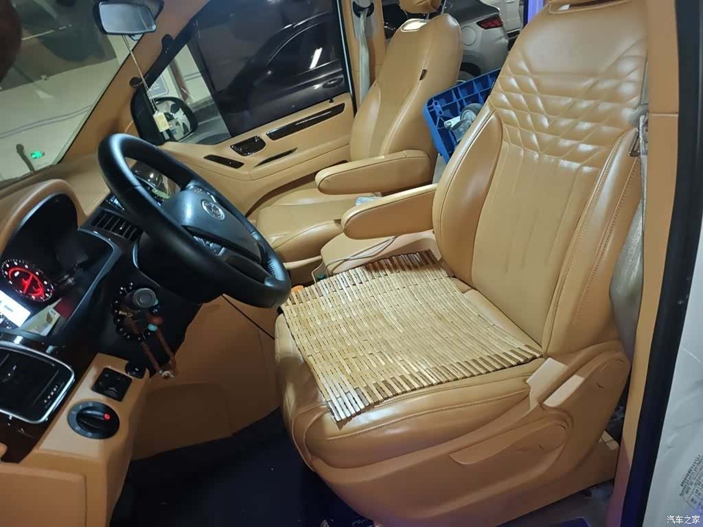 Maxus G10, 2017 8