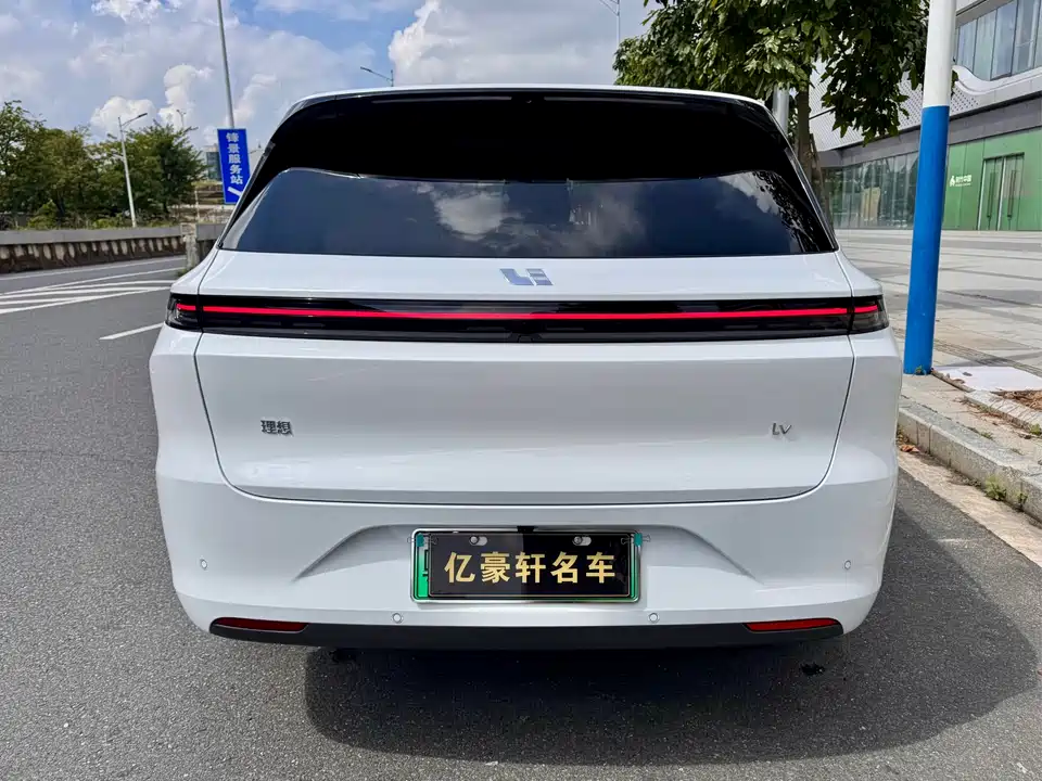 Li Auto Ideal L6