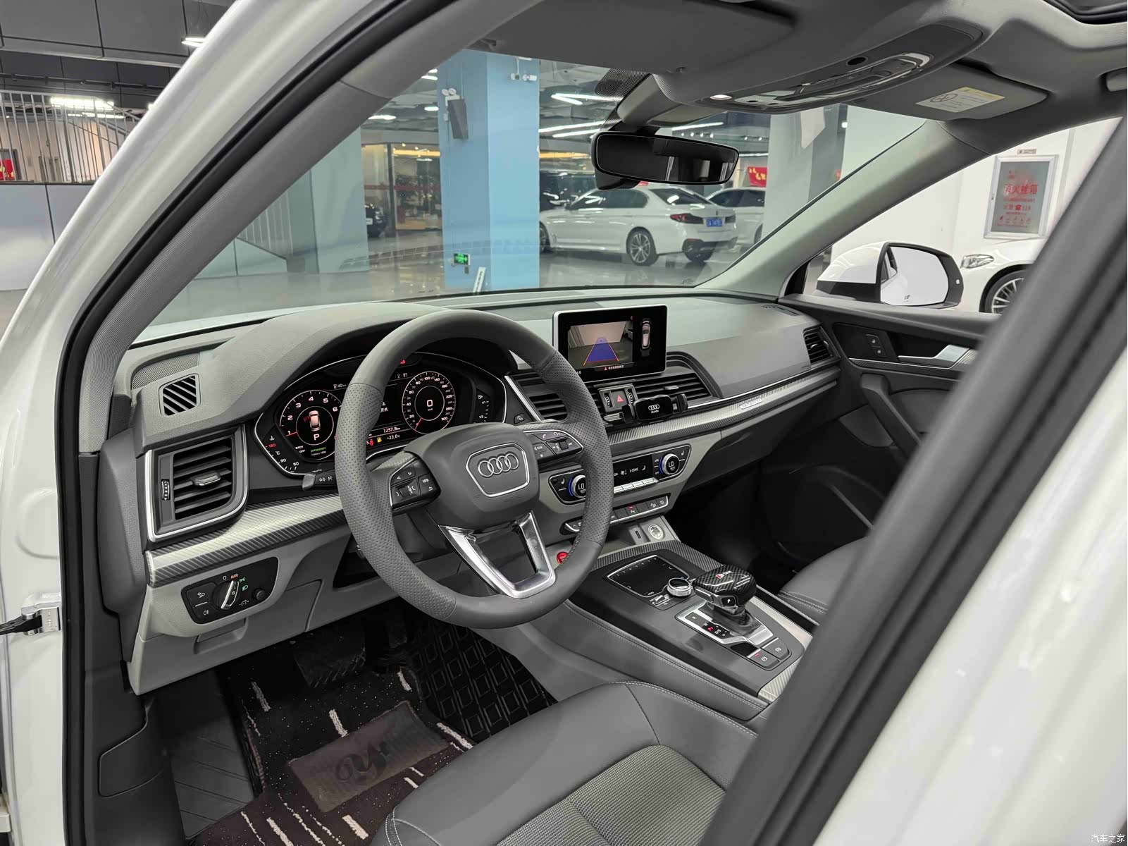 Audi Q5L, 2019 14