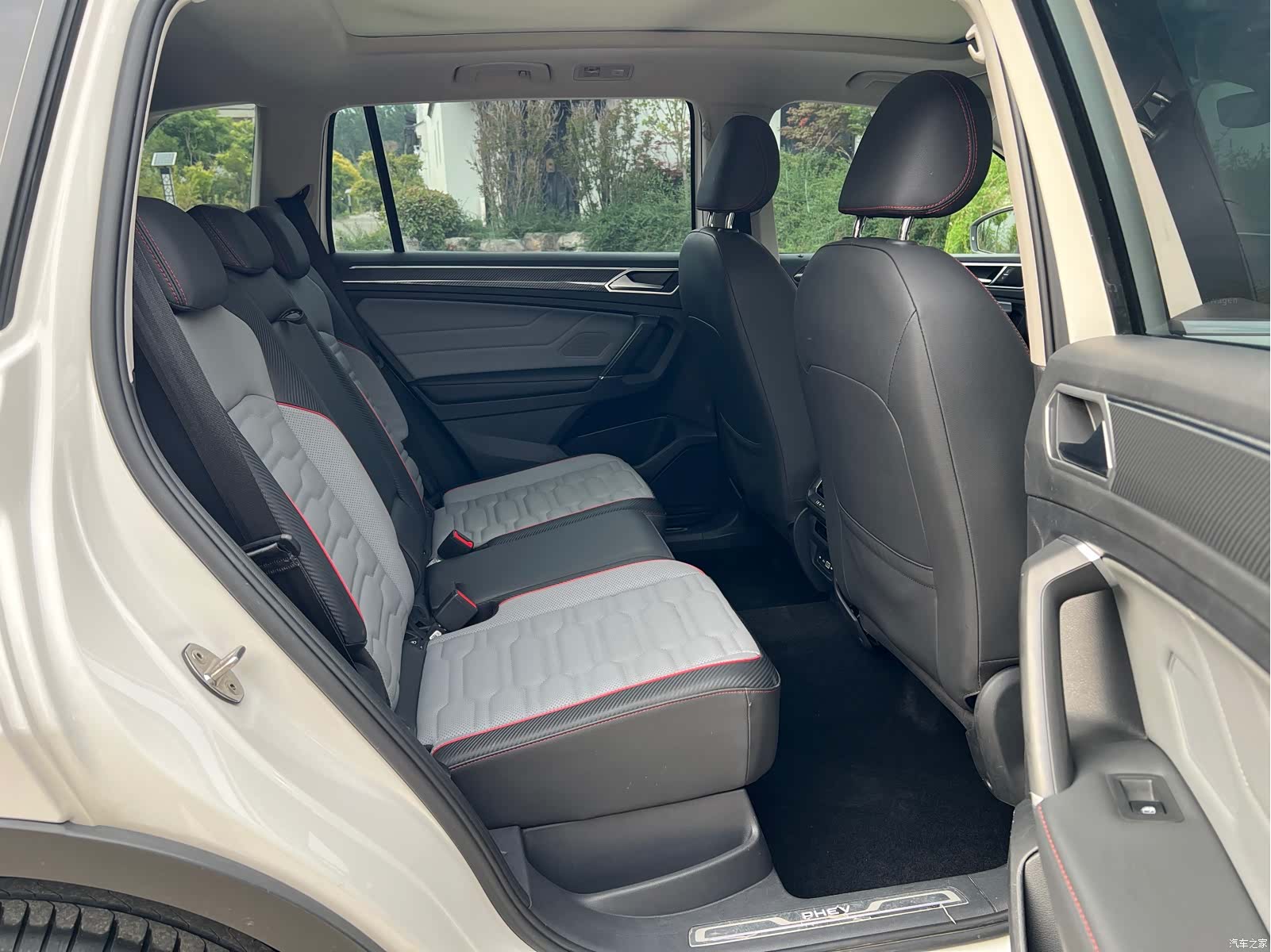 Volkswagen Tiguan L, 2022 19