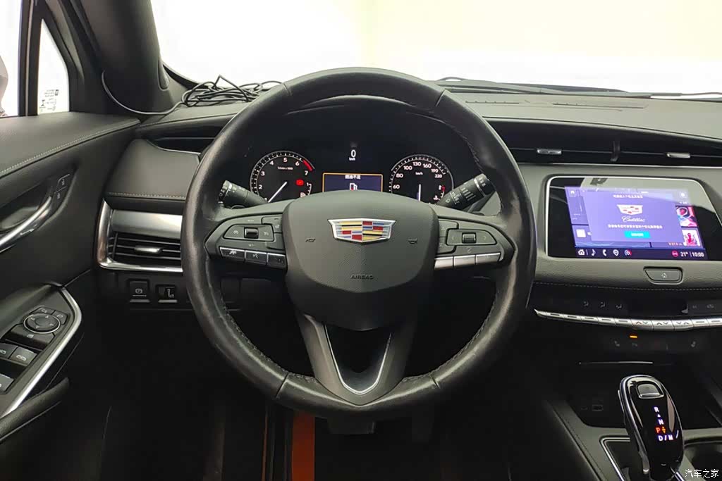 Cadillac XT4, 2021 15
