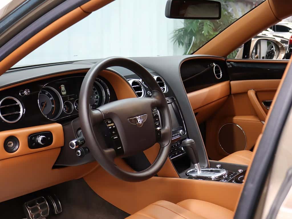 Bentley Flying Spur, 2014 7
