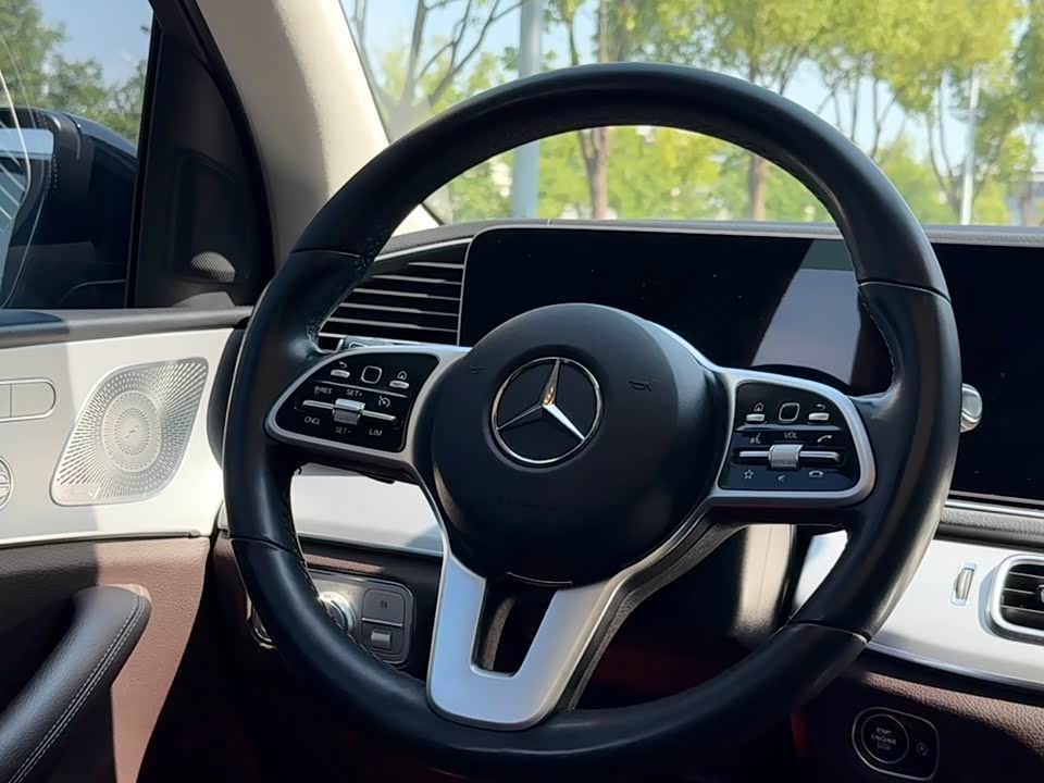Mercedes-Benz GLE Mercedes-Benz GLE