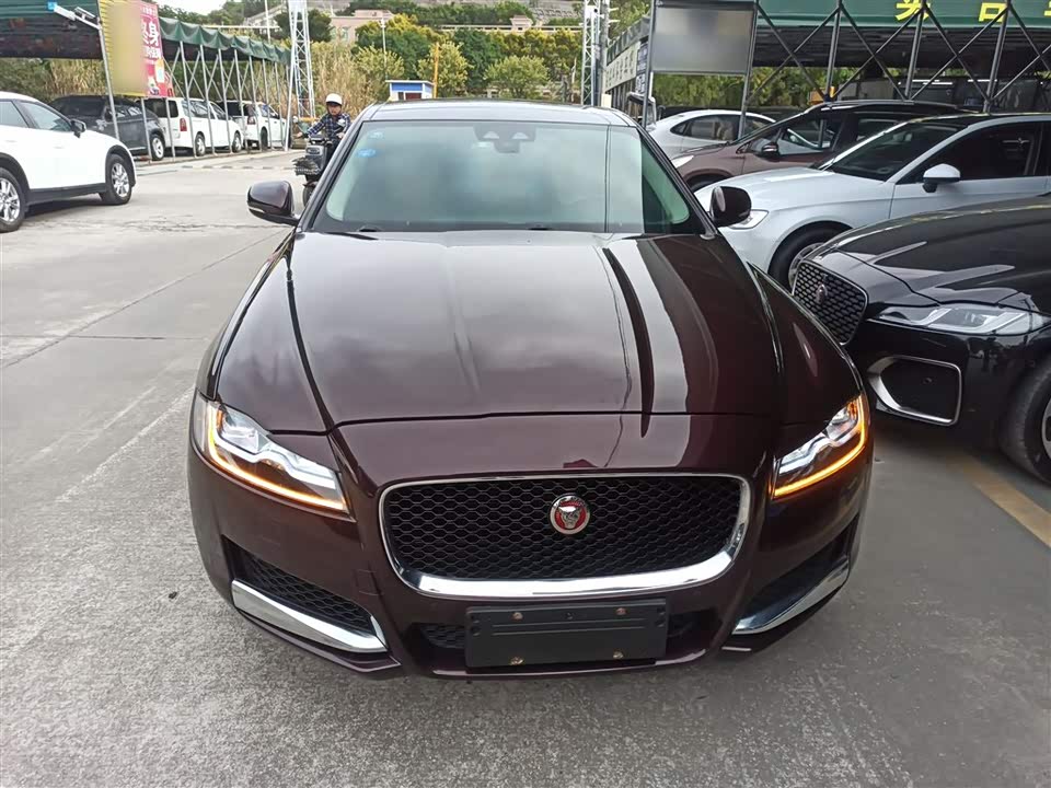 Jaguar XFL