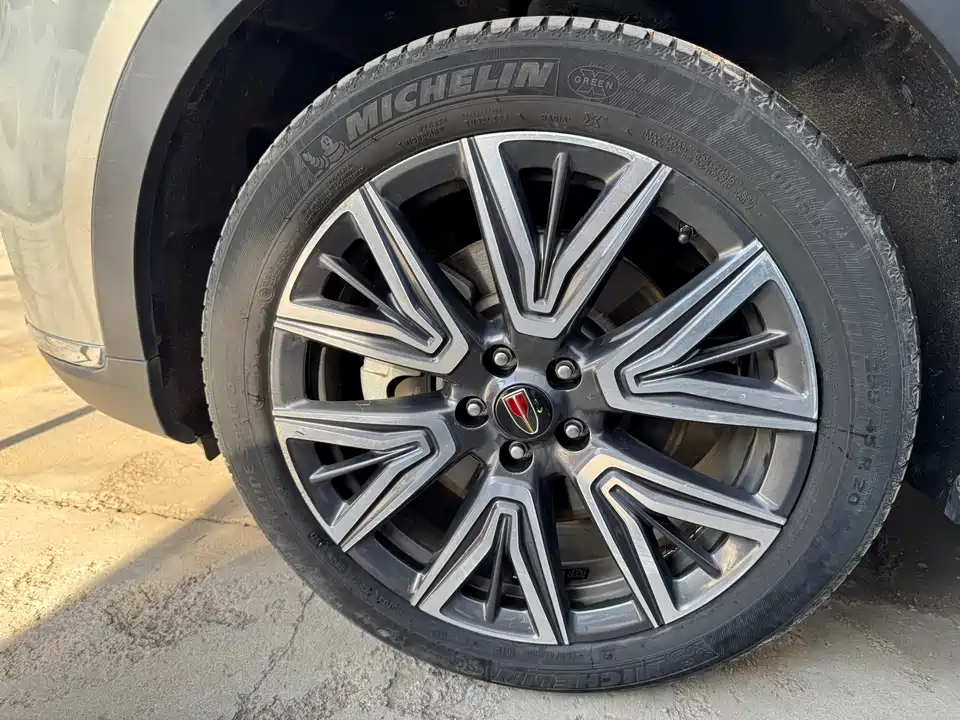 Hongqi HS5 Hongqi HS5