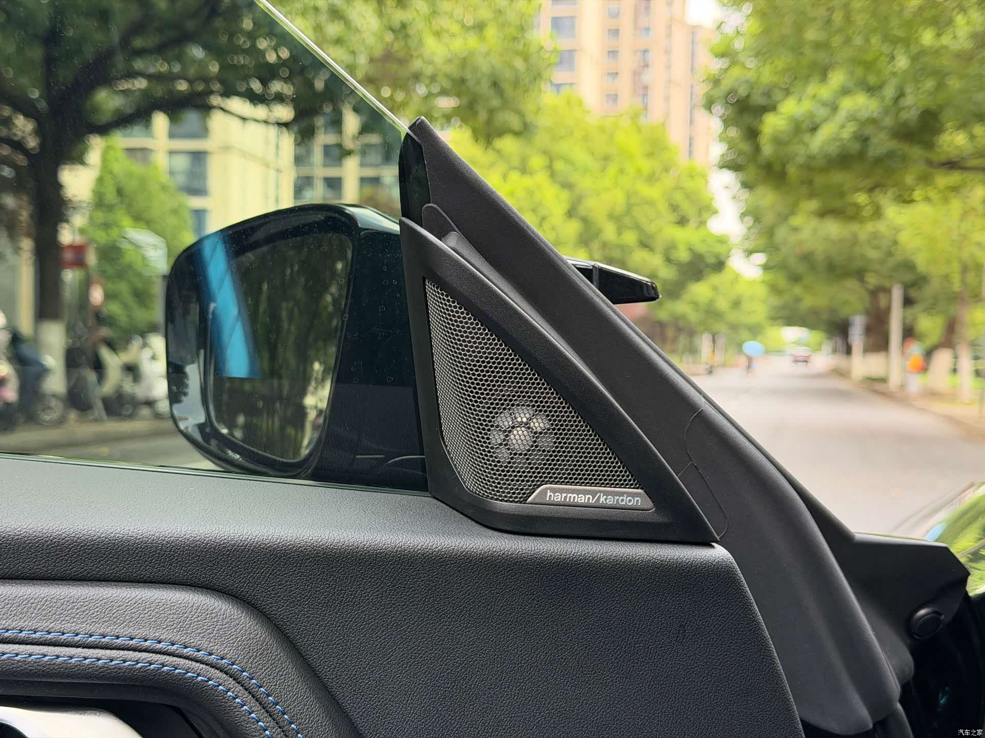 BMW M2, 2026 8