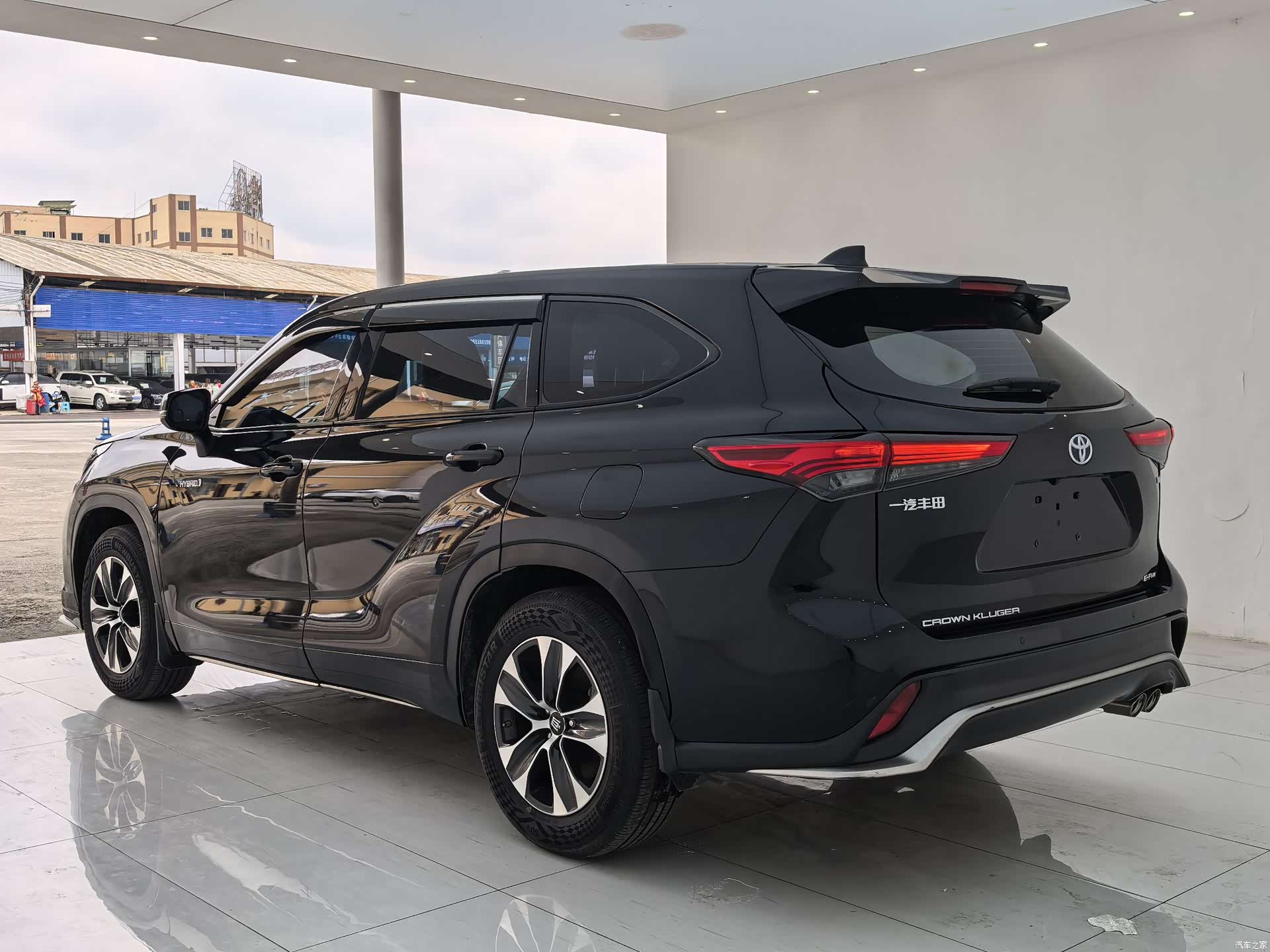 Toyota Crown, 2022 14