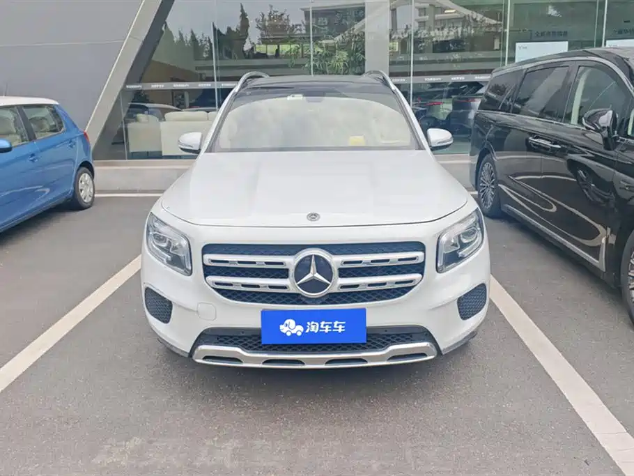 Mercedes-Benz GLB Mercedes-Benz GLB