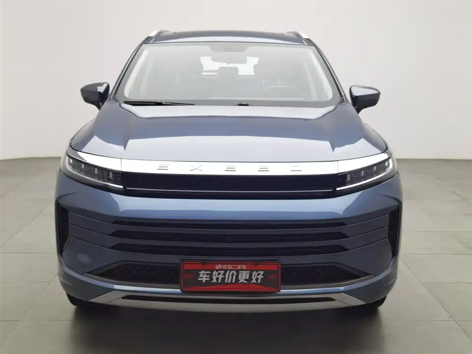 Exeed Chasing the wind