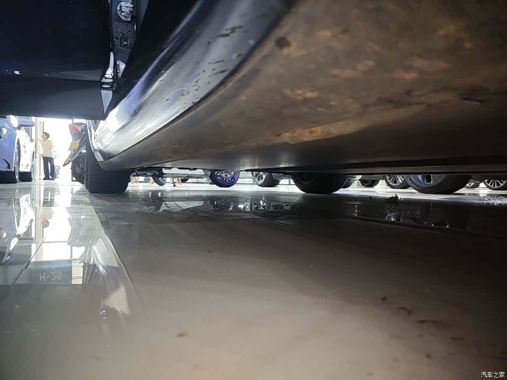 Tesla Model 3, 2024 21