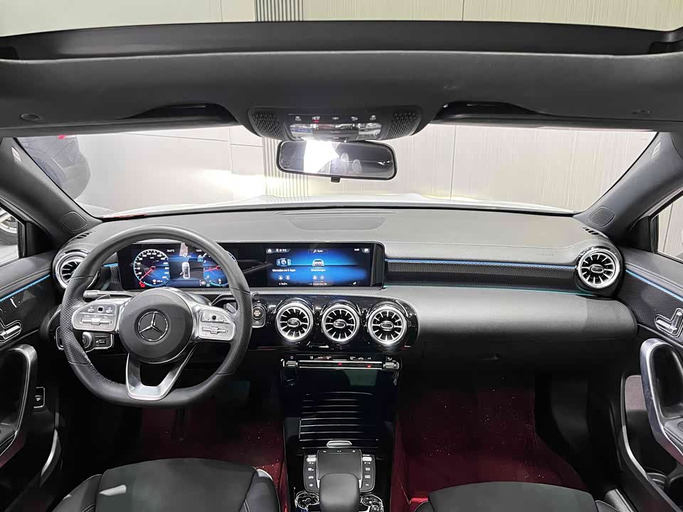 Mercedes-Benz Class A Mercedes-Benz Class A