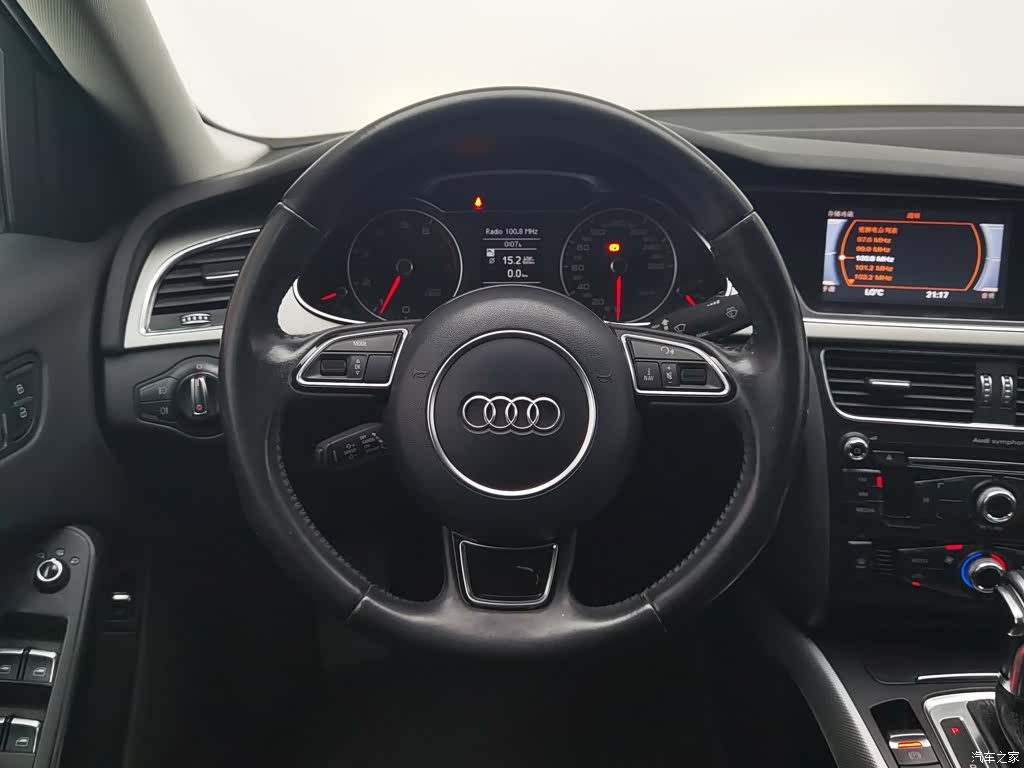 Audi A4L, 2014 11