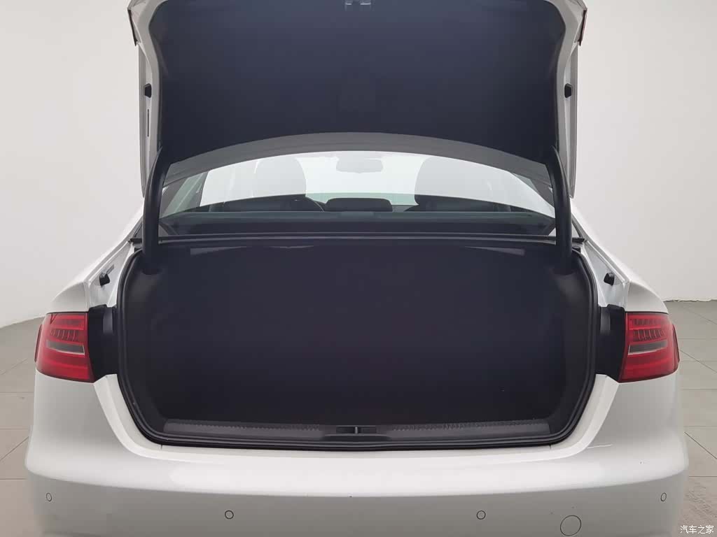Audi A4L, 2014 16