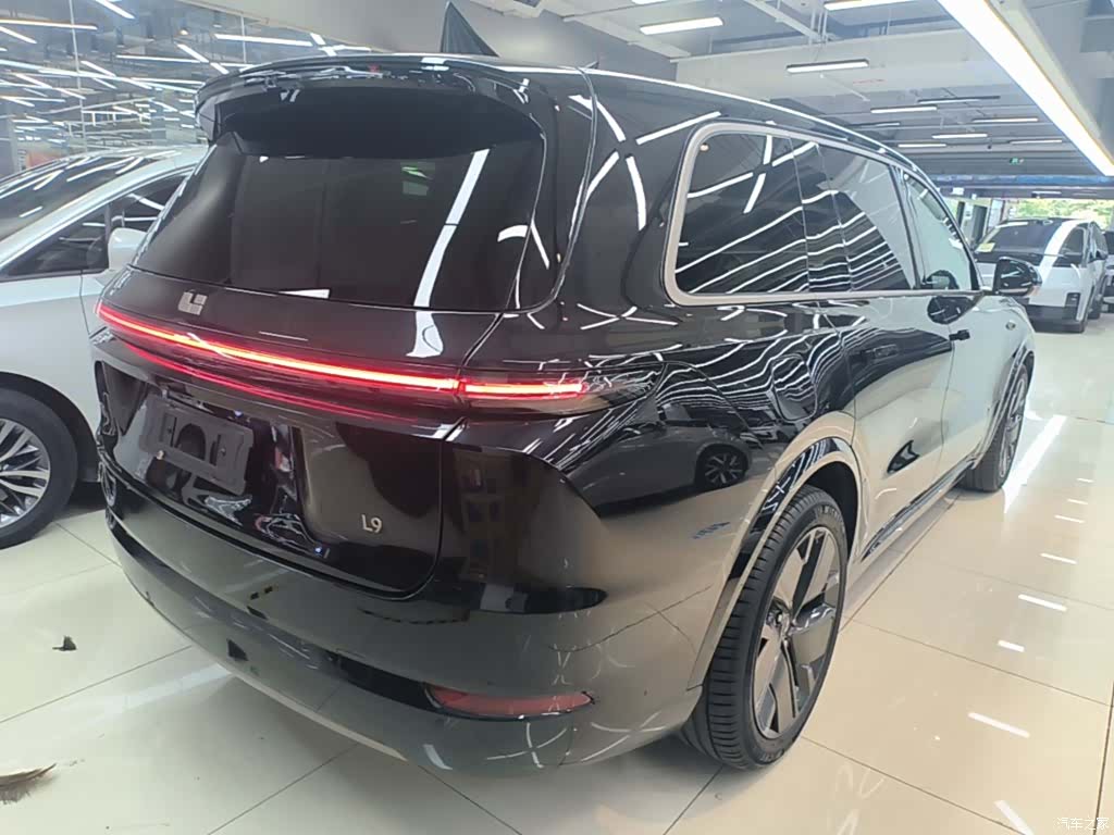 Li Auto L9, 2025 7