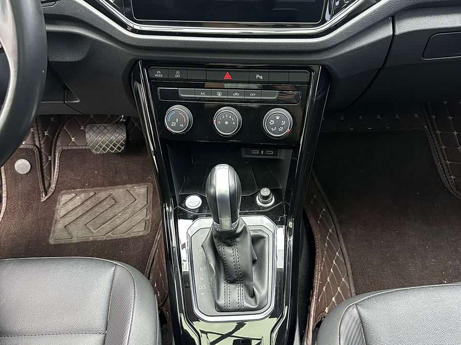 Volkswagen T-ROC 2022, фото 19