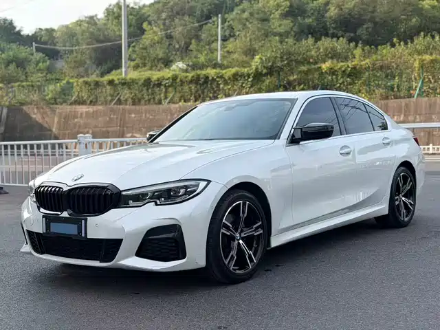BMW 3 Series 2021 — купить из Китая под заказ