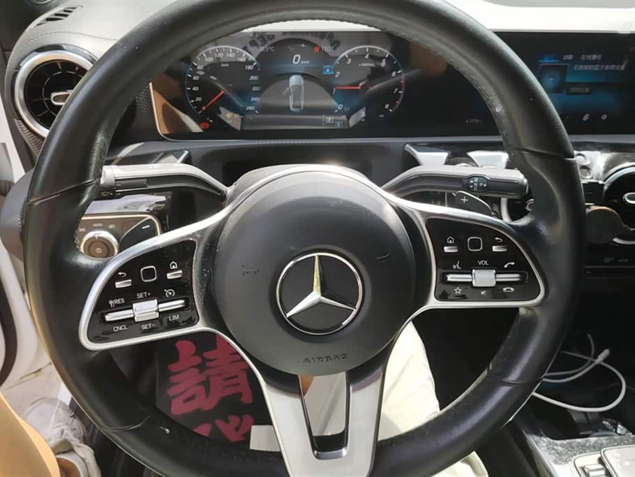 Mercedes-Benz Class A Mercedes-Benz Class A