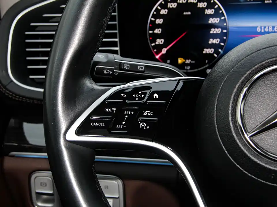 Mercedes-Benz GLE Mercedes-Benz GLE