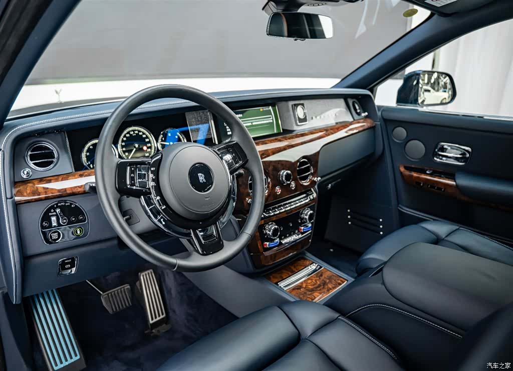 Rolls-Royce Phantom, 2019 8