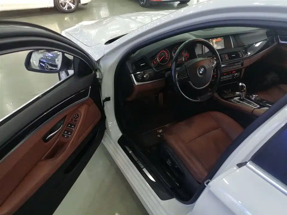 BMW 5 series BMW 5 series