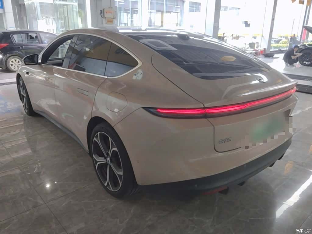 NIO ET5, 2023 все фото