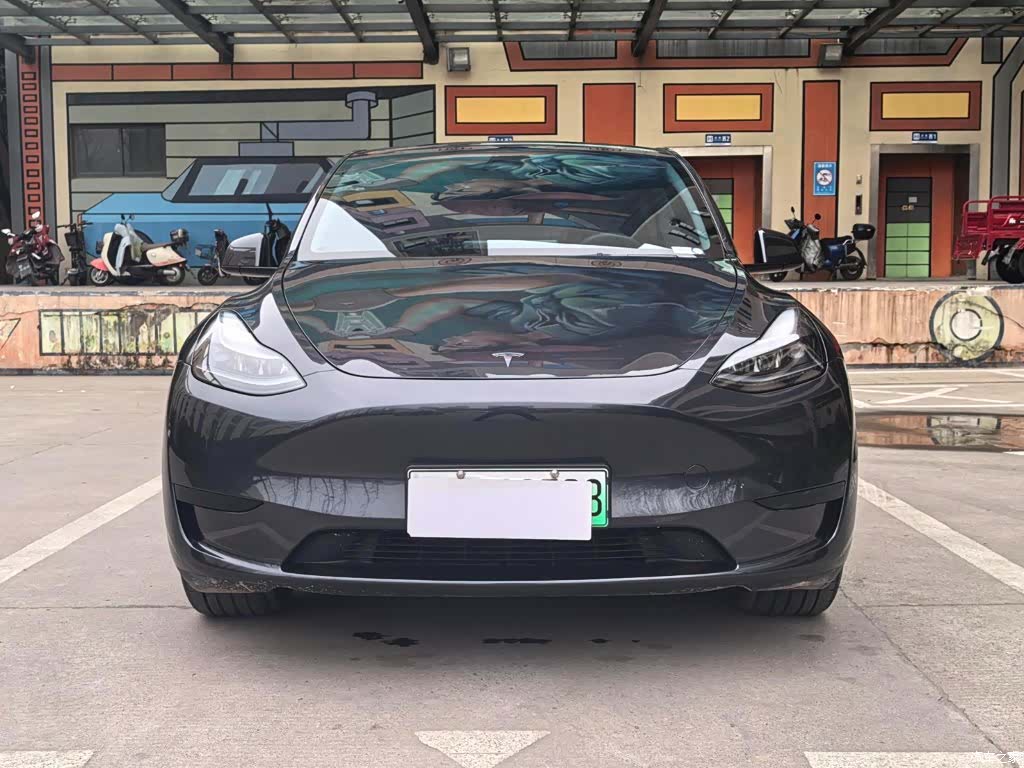 Tesla Model Y, 2024 2