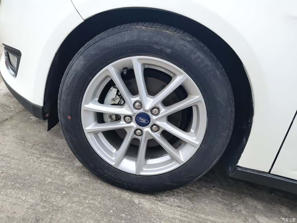 Ford Focus, 2017 23