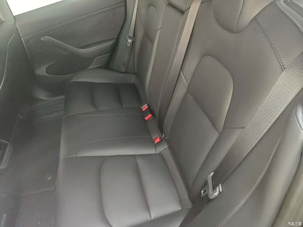 Tesla Model 3, 2022 17