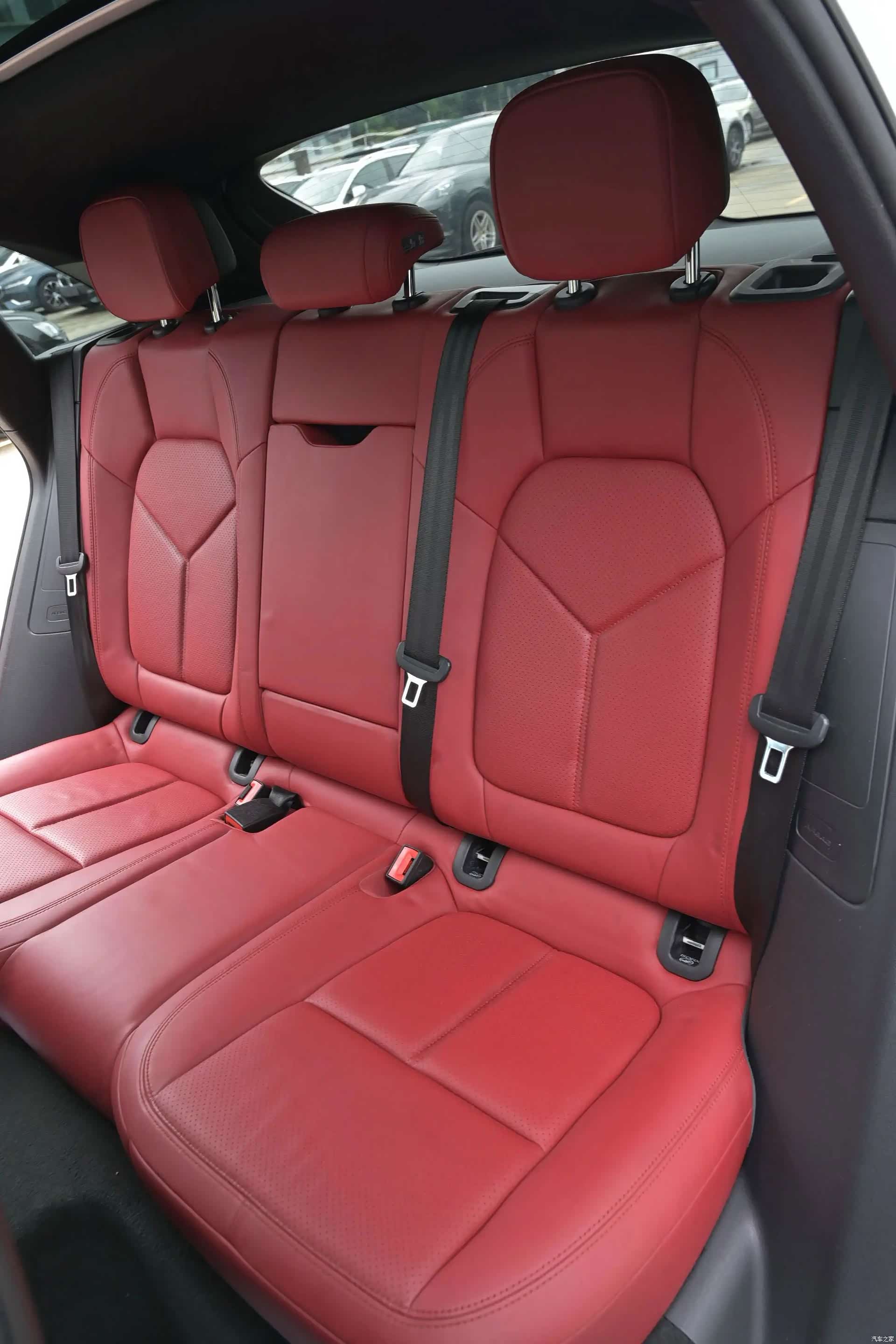 Porsche Macan, 2015 21