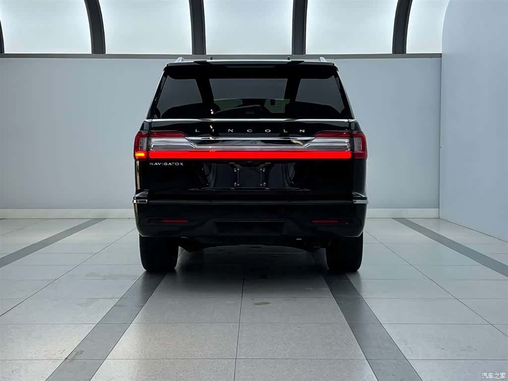 Lincoln Navigator, 2019 4