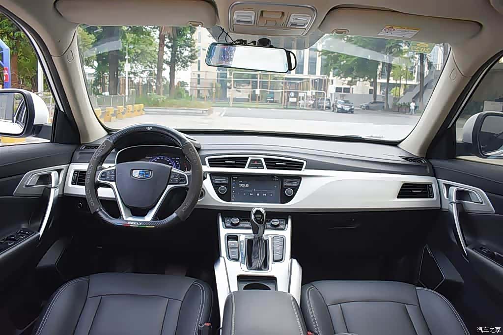 Geely Boyue, 2019 13