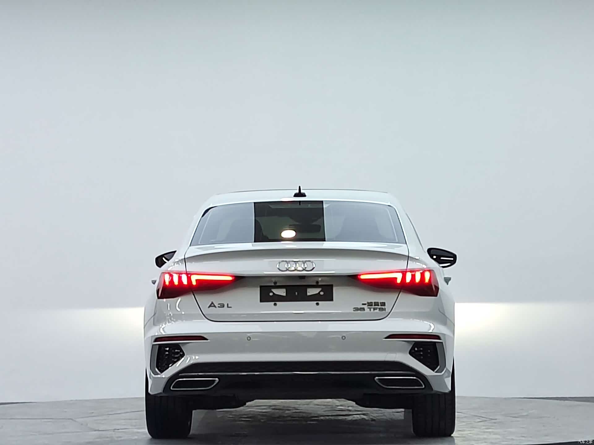 Audi A3, 2022 все фото