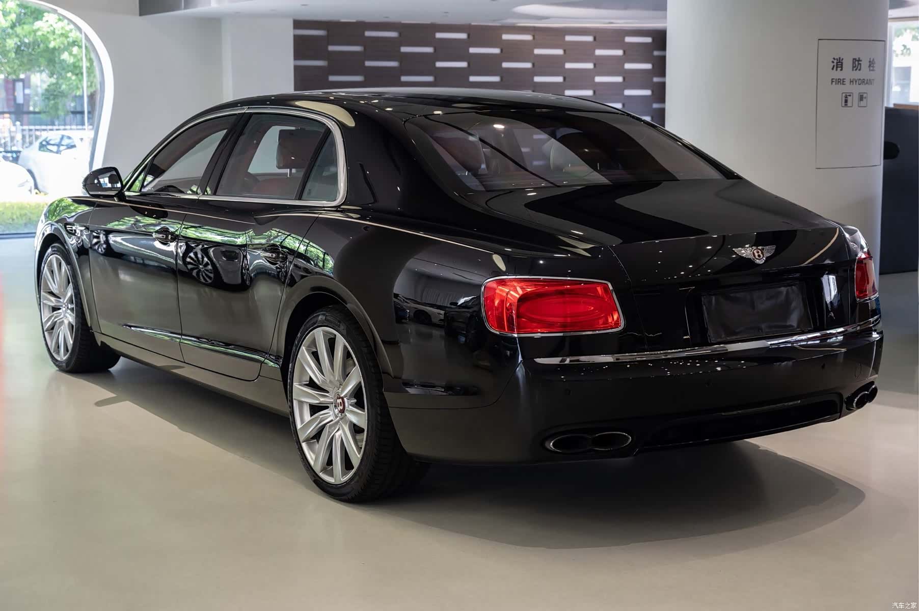 Bentley Flying Spur, 2018 4