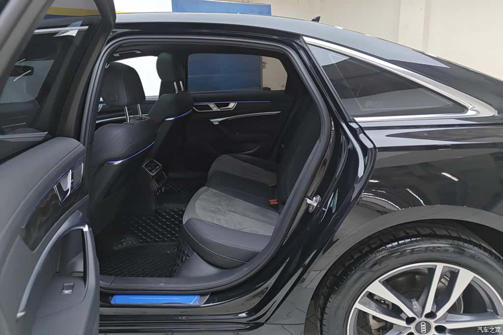 Audi A6L, 2024 11