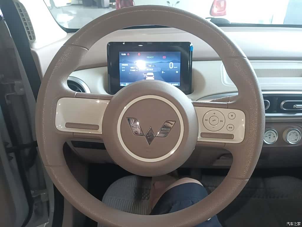Wuling MINIEV, 2025 11