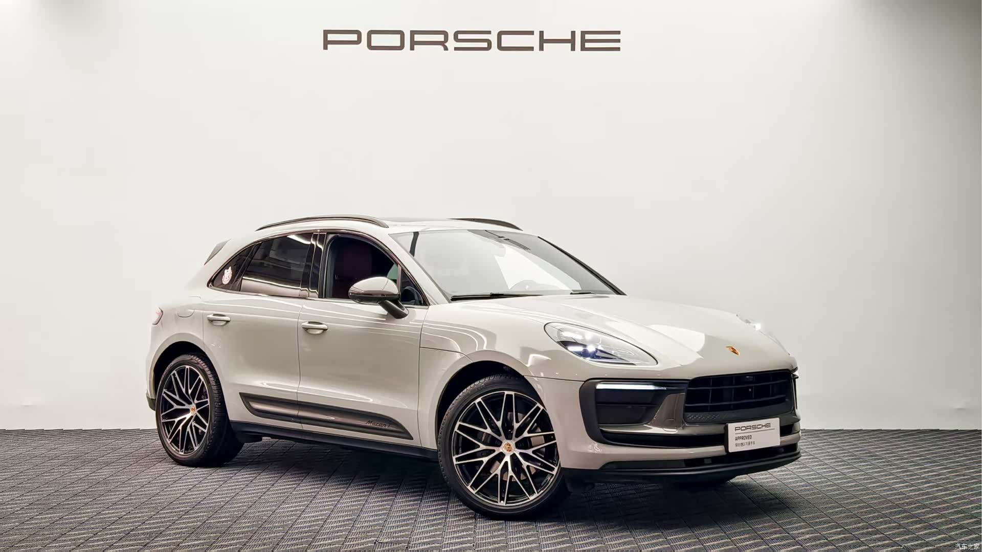 Porsche Macan, 2023 3