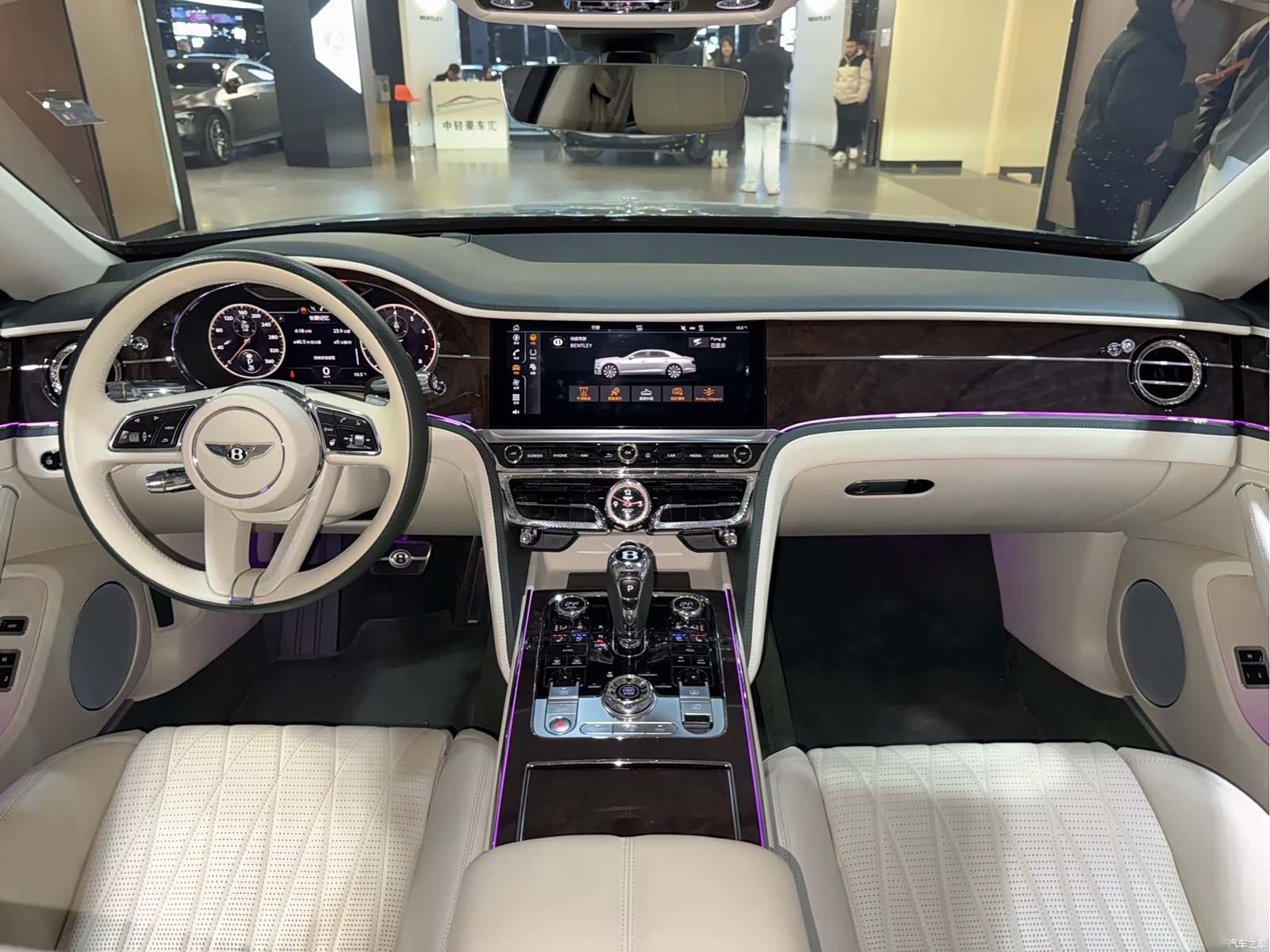 Bentley Flying Spur, 2021 18