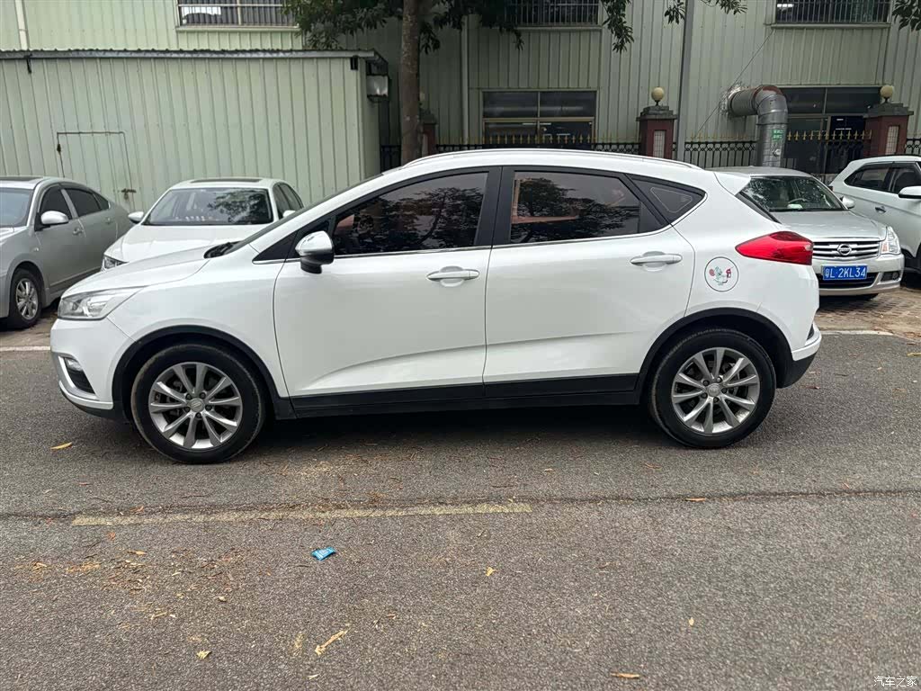 Geely Emgrand, 2018 8