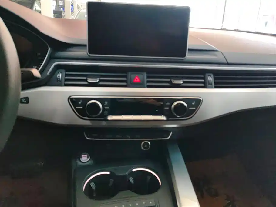Audi A4L Audi A4L