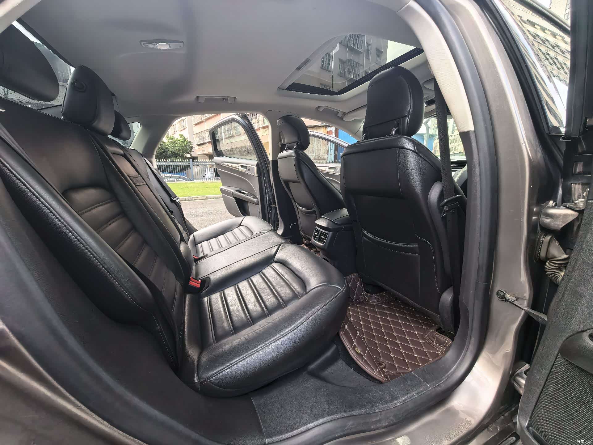 Ford Mondeo, 2016 8
