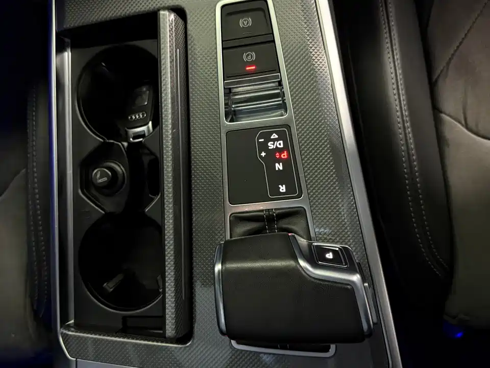 Audi A6L Audi A6L