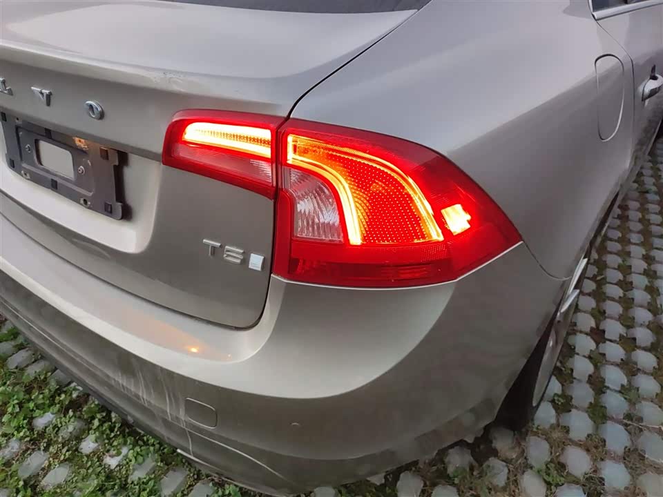 Volvo S60