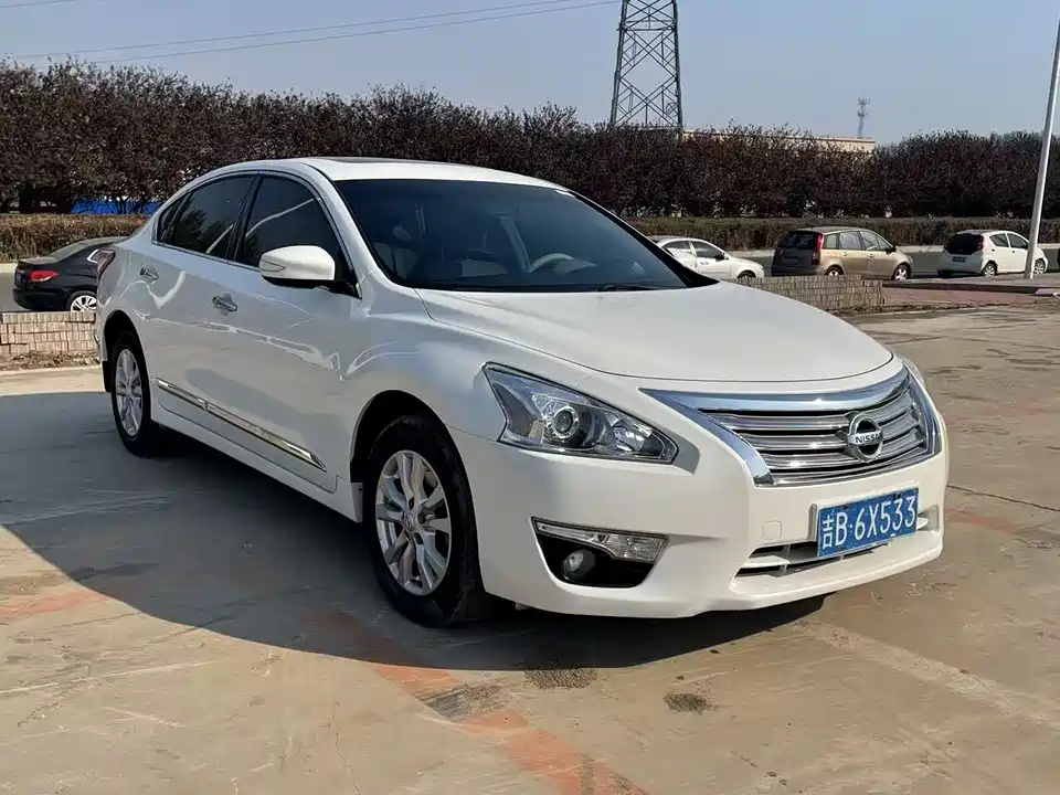 Nissan Teana