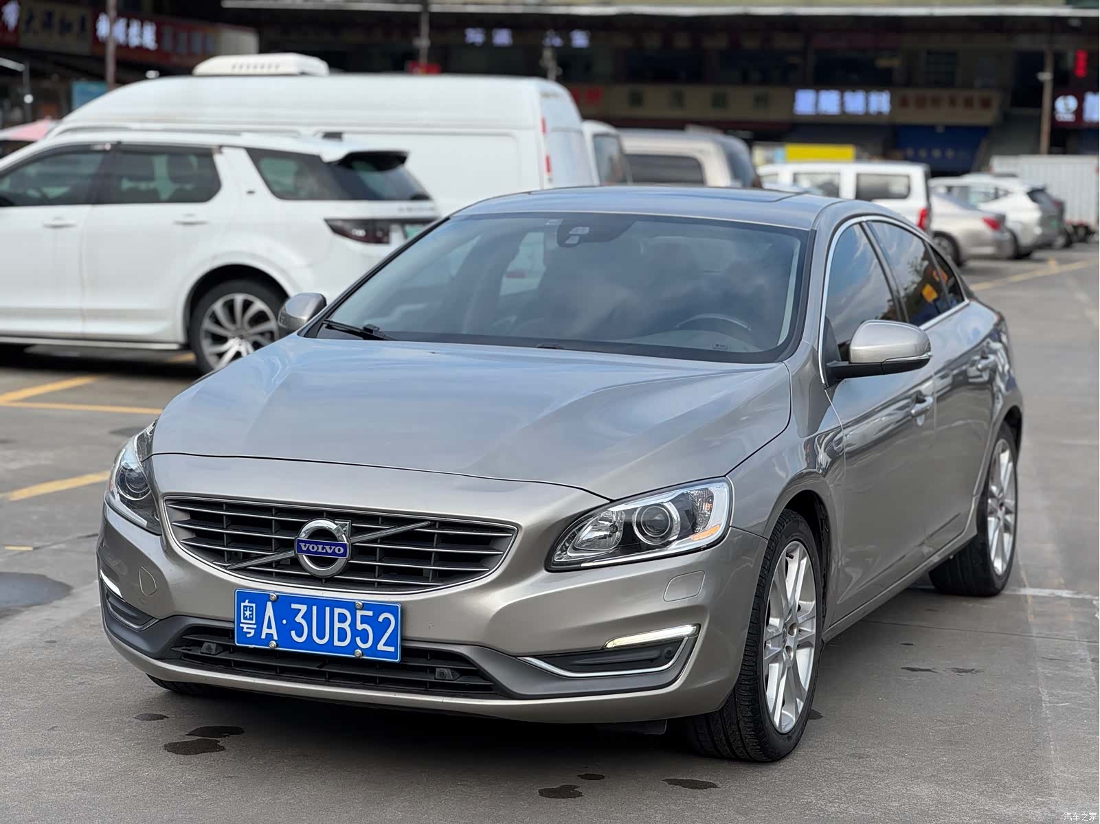 Volvo S60, 2015 1