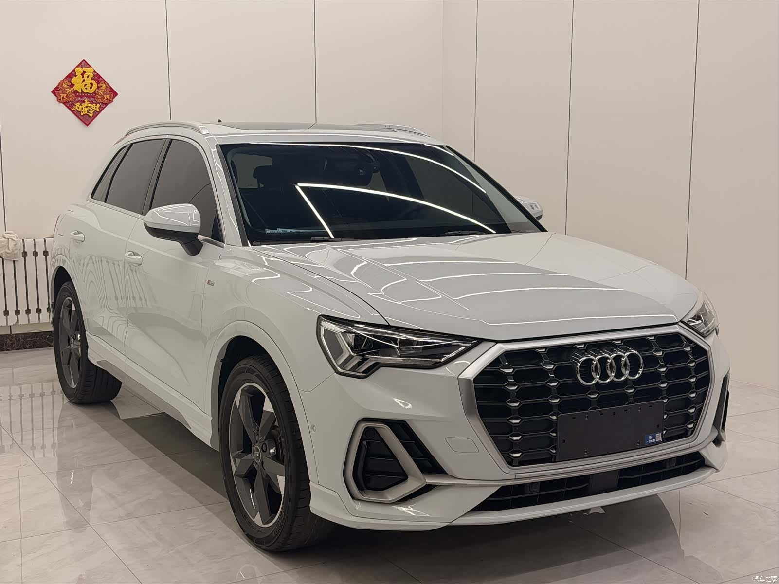 Audi Q3, 2023 3