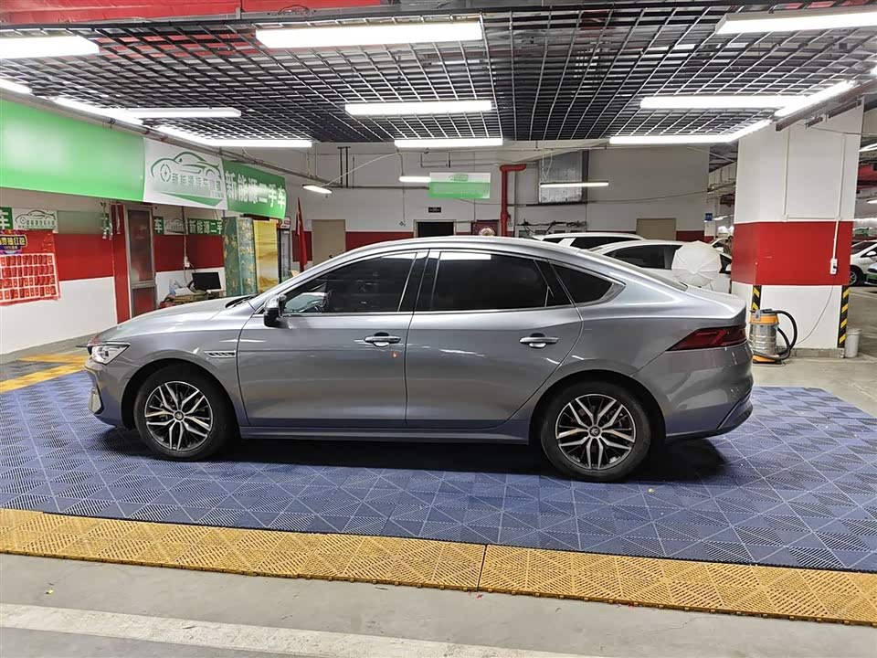 BYD Qin Yuan BYD Qin Yuan