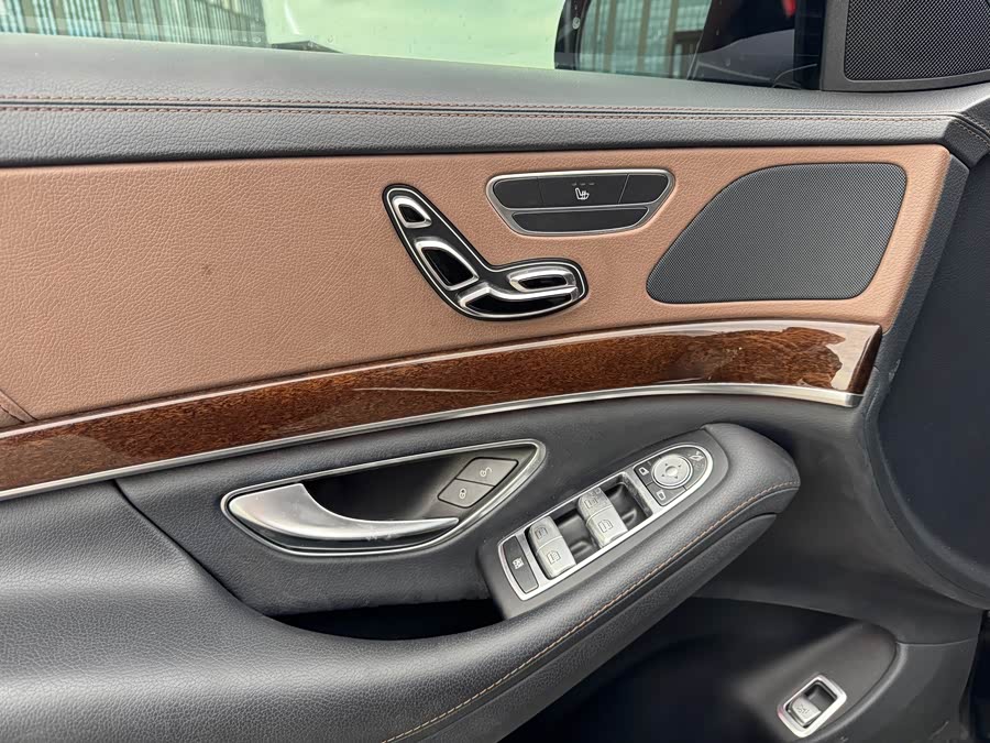 Mercedes-Benz S-Class 2016, фото 13