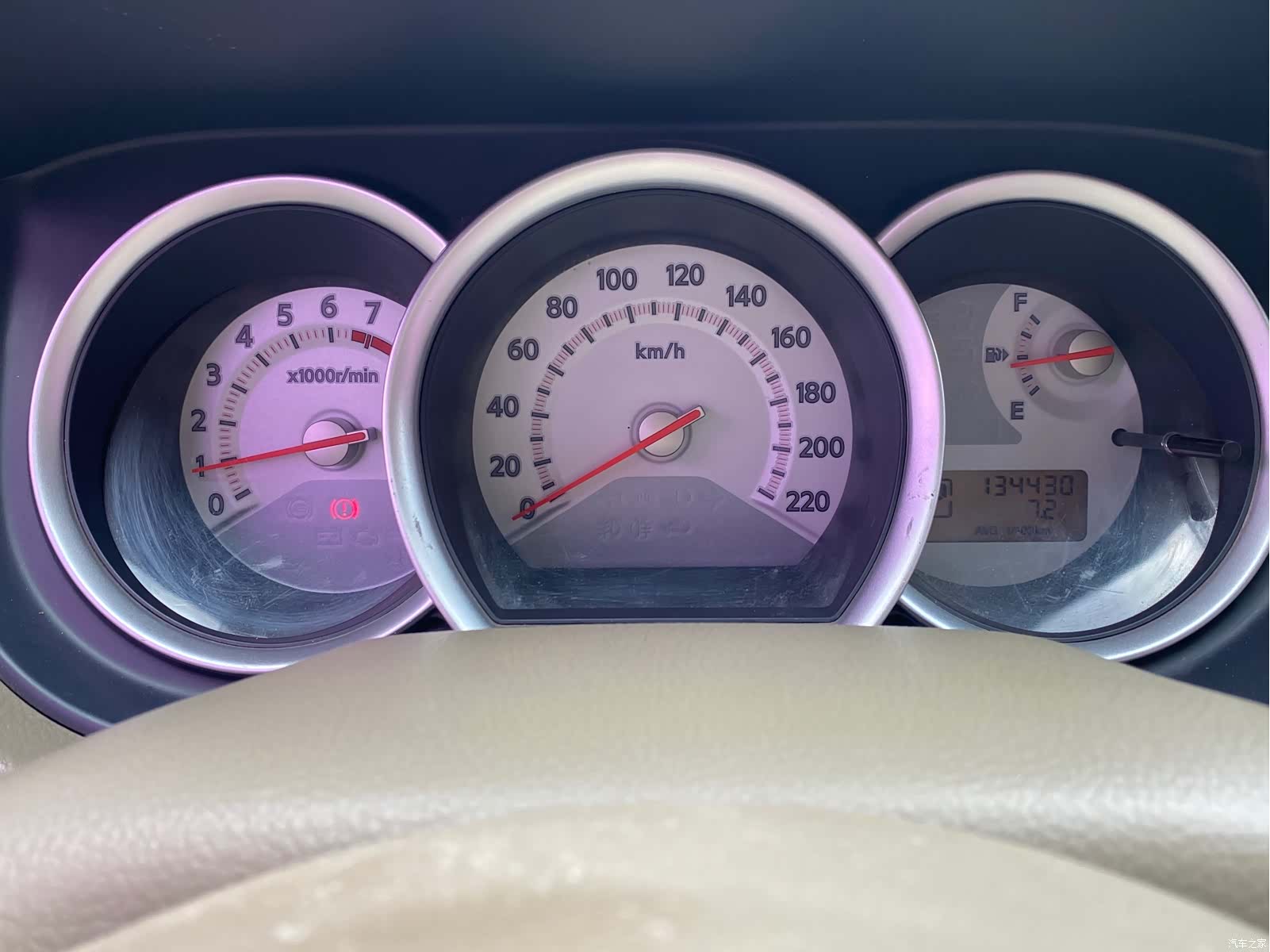 Nissan Tiida, 2011 16