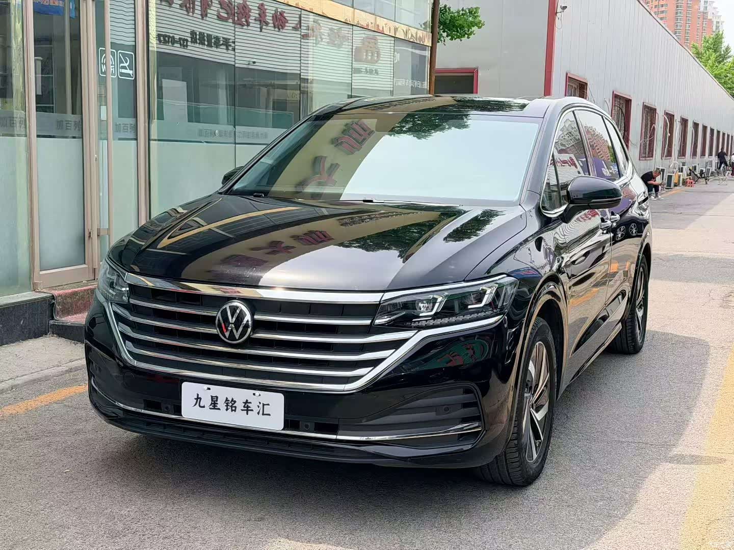 Volkswagen Viloran, 2024 1