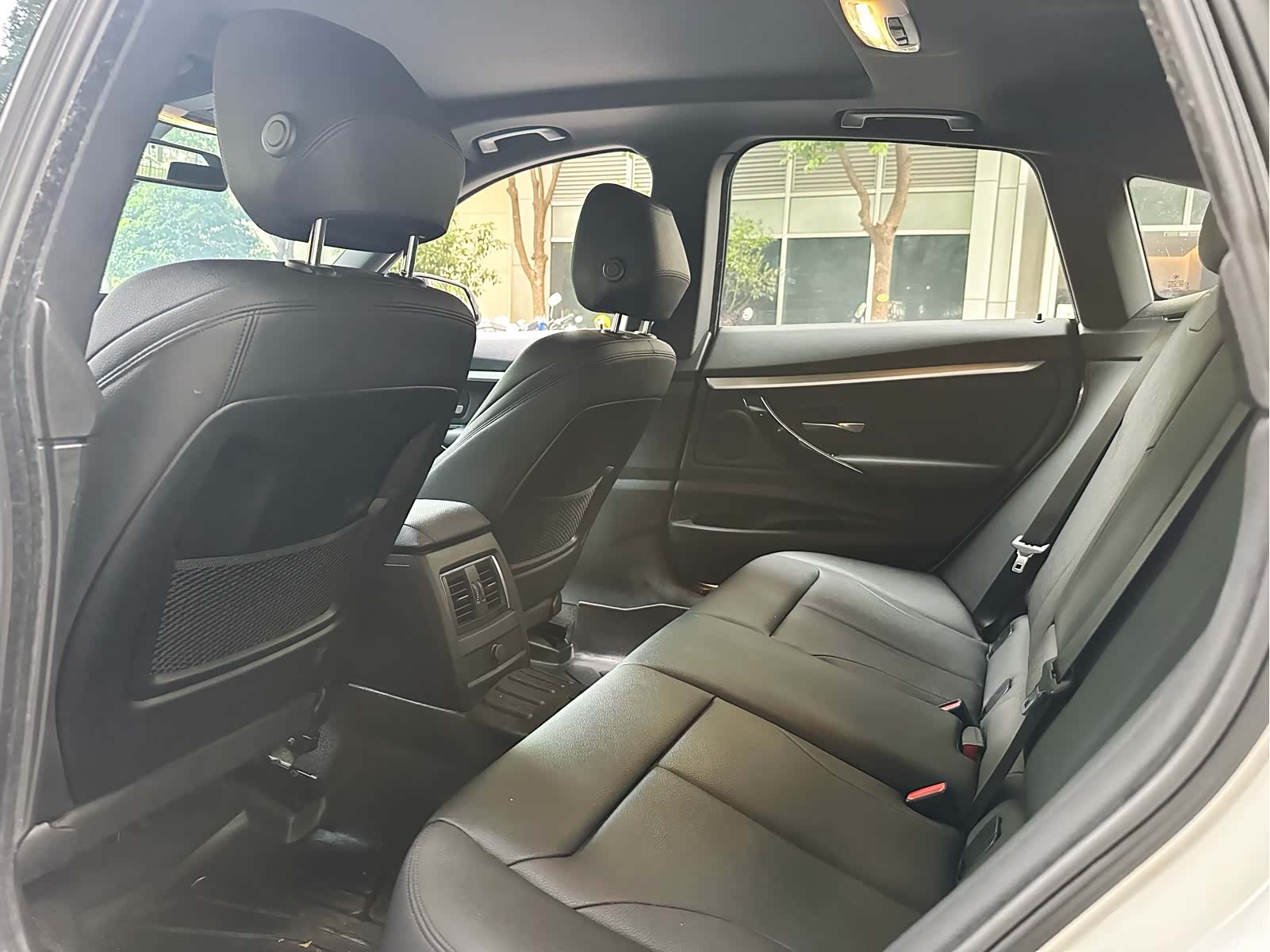 BMW 3 Series, 2021 16